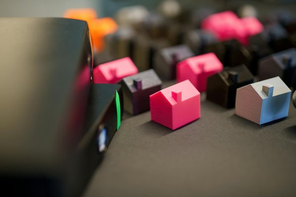 Boîtes de rangement : astuces pour un intérieur harmonieux